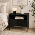 Szafka Nocna Czarna Czarne Nogi Ryflowana z Szufladą 42cm Milo Furniture