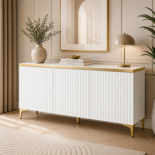Komoda Trzydrzwiowa 150cm Biała – Ryflowane Fronty i Złote Dodatki Milo Furniture