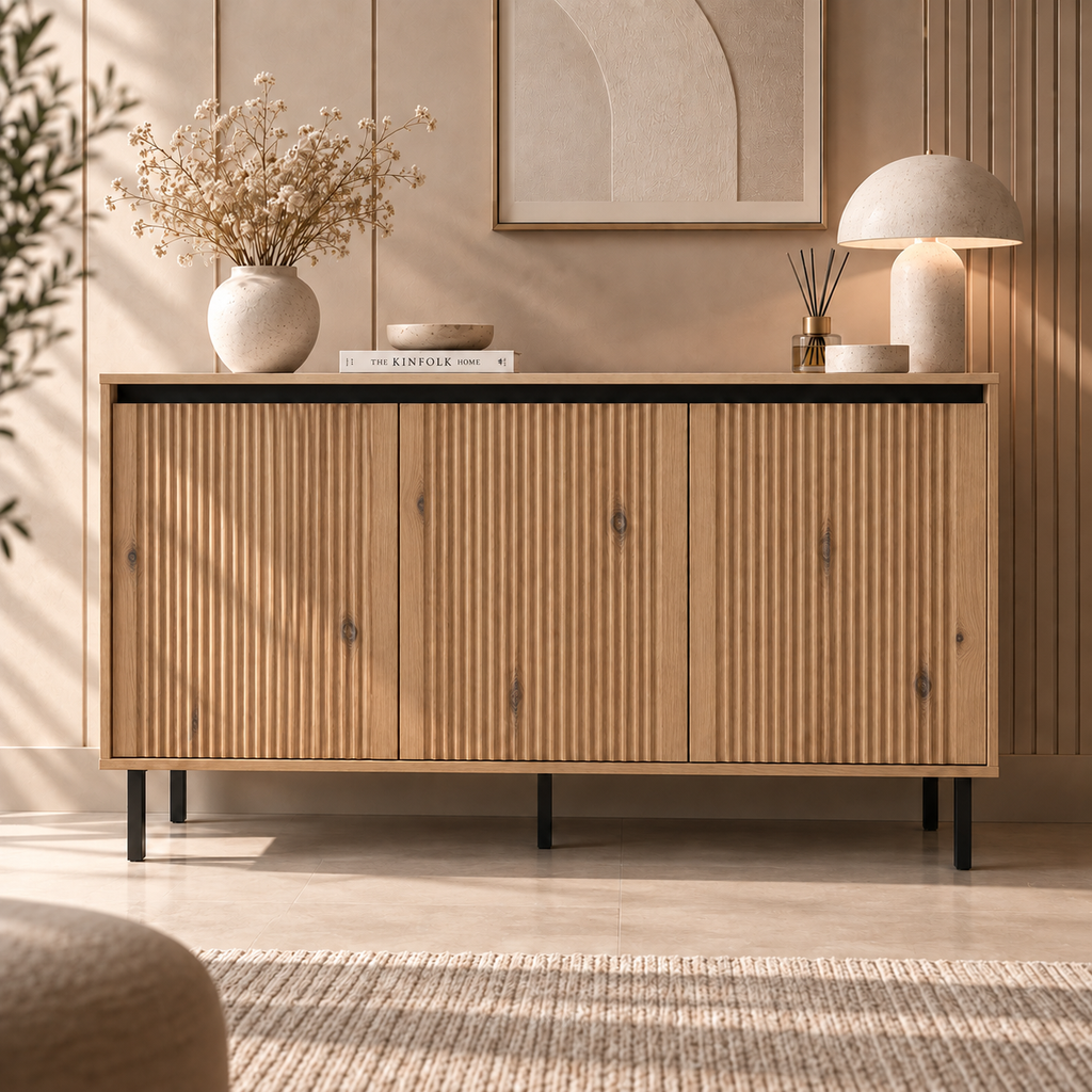 Komoda Trzydrzwiowa OSAKA 150cm Dąb Evoke – Ryflowane Fronty