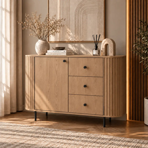 Komoda OVALIO 123cm Dąb Cremona – Ryflowana z Czarnymi Detalami Milo Furniture