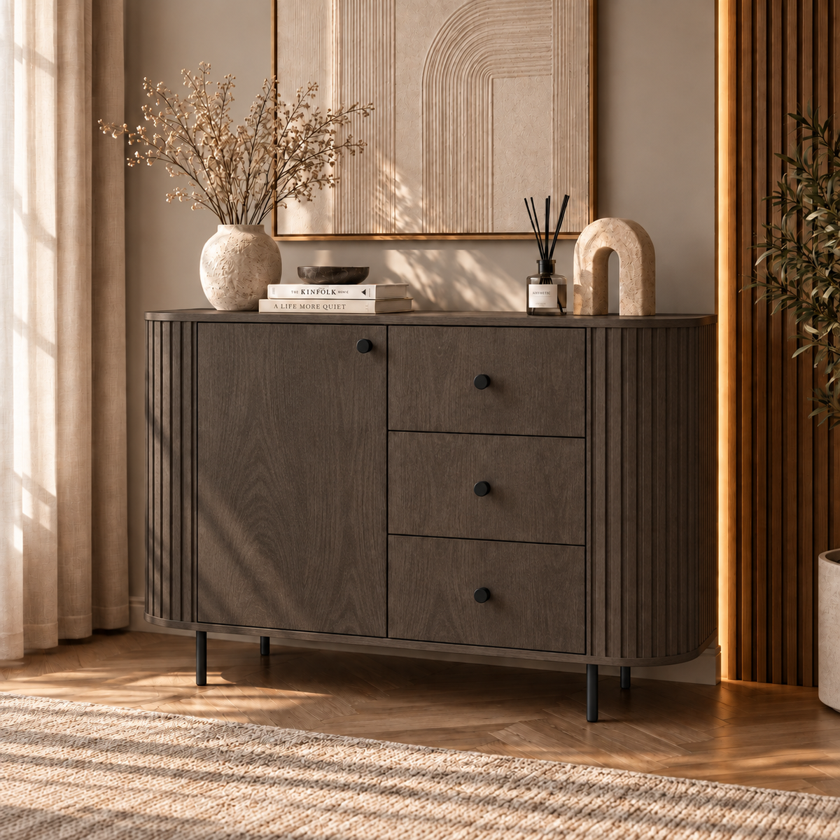 Komoda OVALIO 123cm Dąb Dunin – Ryflowana z Czarnymi Detalami