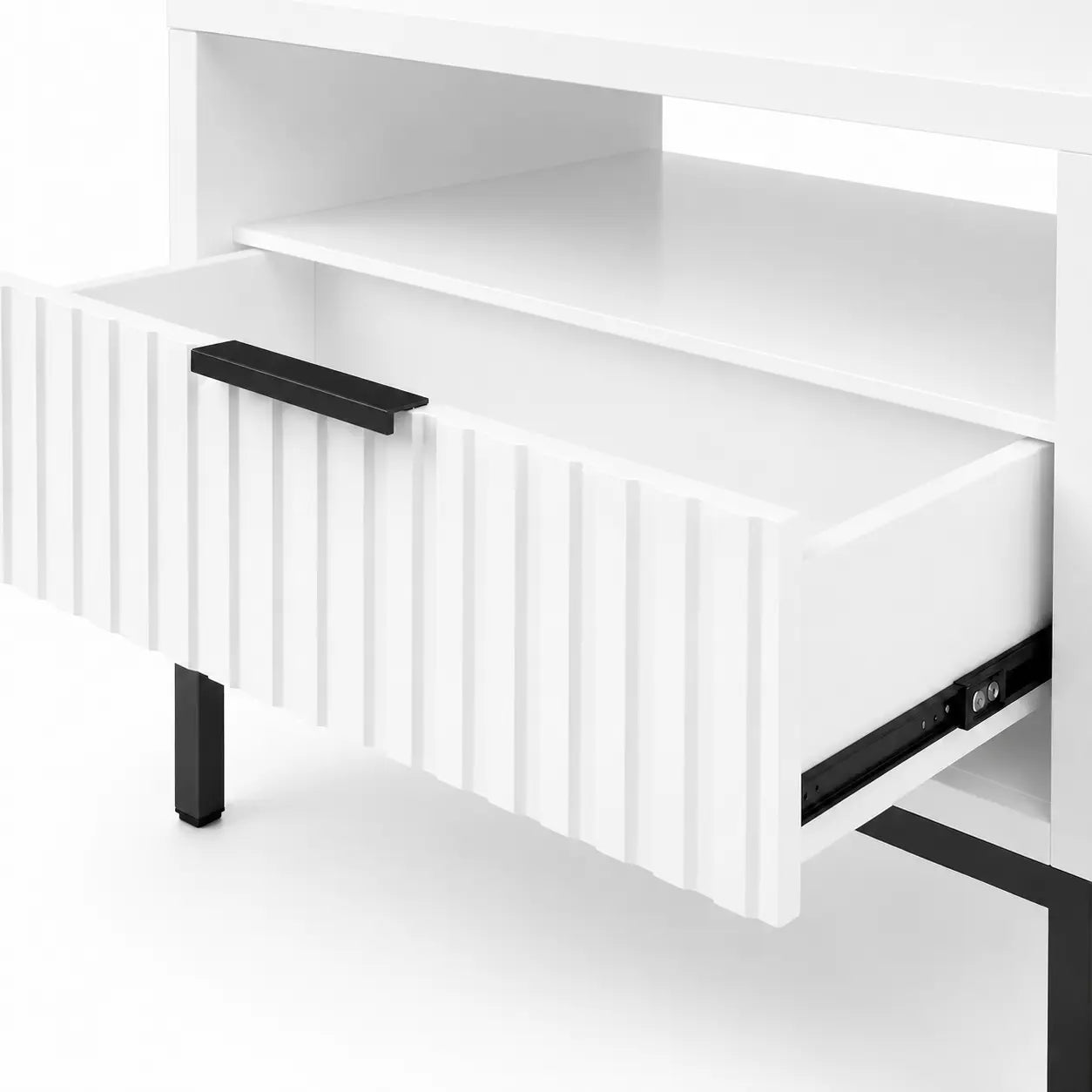 Szafka Nocna Biała Czarne Nogi Ryflowana z Szufladą 42cm Milo Furniture