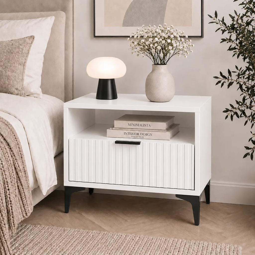 Szafka Nocna Biała Czarne Nogi Ryflowana z Szufladą 42cm Milo Furniture