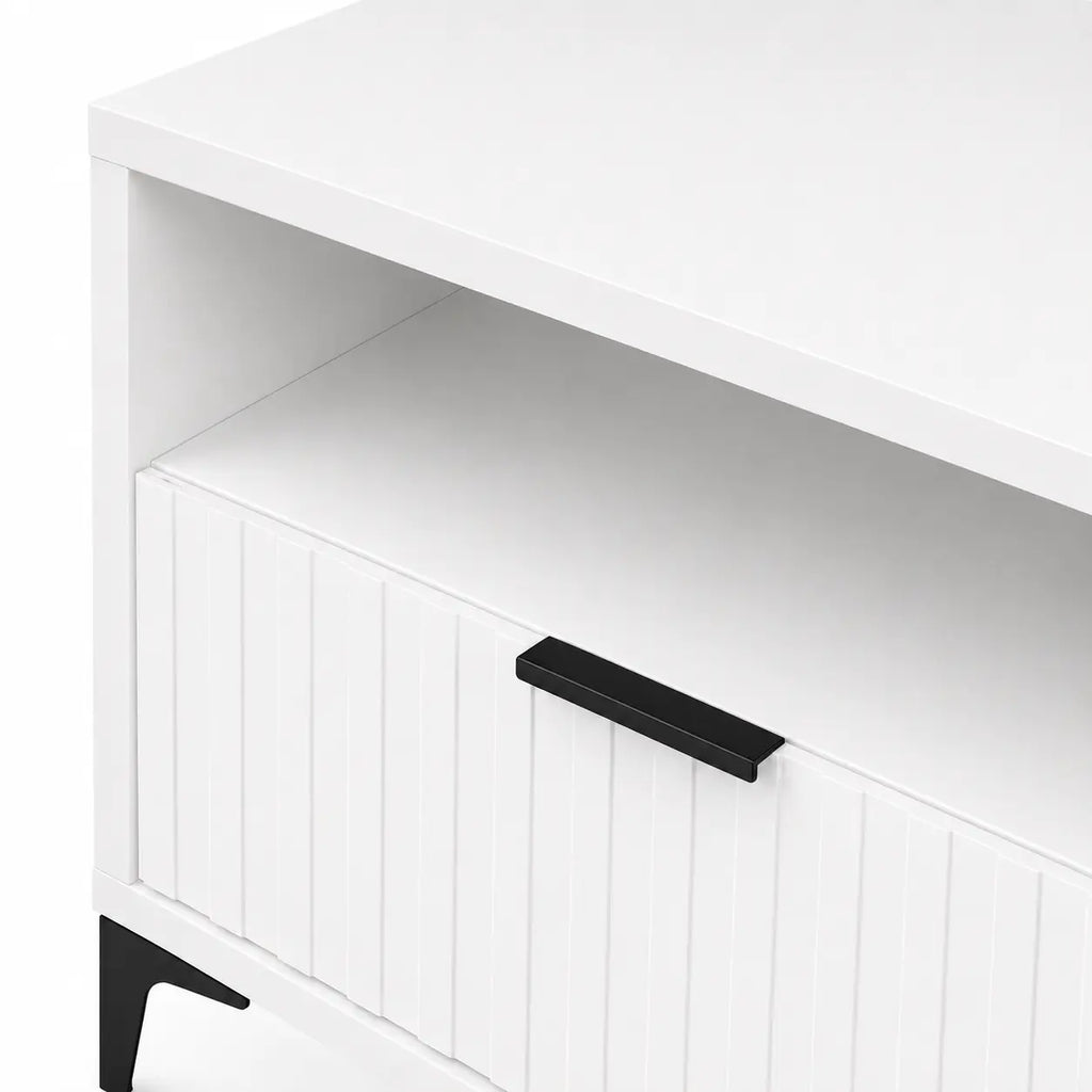 Szafka Nocna Biała Czarne Nogi Ryflowana z Szufladą 42cm Milo Furniture