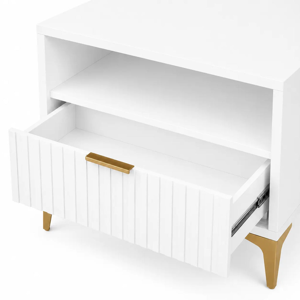 Szafka Nocna Biała Złote Nogi Ryflowana z Szufladą 42cm Milo Furniture