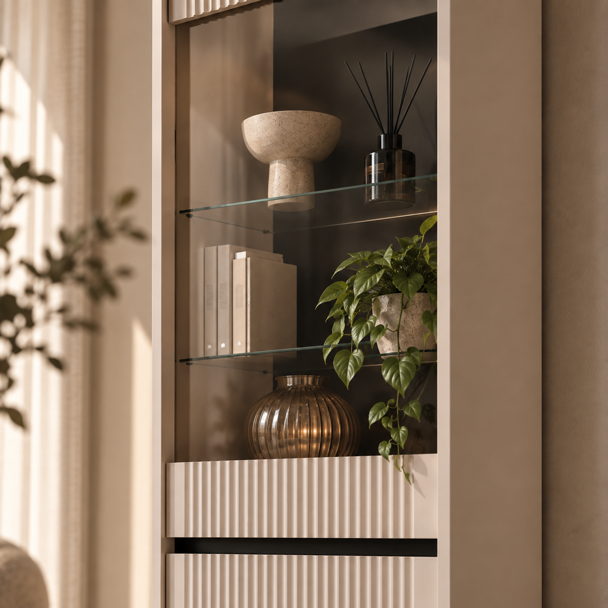 Witryna OSAKA 56cm Beż Piaskowy – Ryflowana z Przeszkleniem